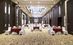 Holiday Inn OMR IT Expressway Photo Holiday Inn OMR IT Expressway Photo