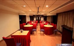 Open Terrace of Iris Photo Open Terrace of Iris Photo