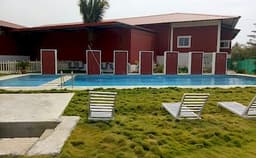 Orange Woods Resort Photo Orange Woods Resort Photo