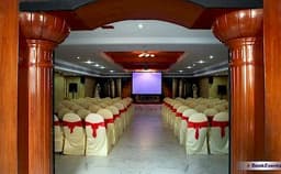 Pigeon International Photo Pigeon International Photo