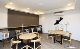 Pub 13 Photo Pub 13 Photo