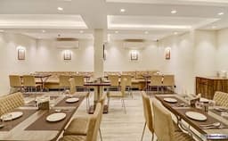 Radhe Palace Hotel Photo Radhe Palace Hotel Photo