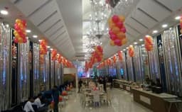 Royal Lush Photo Royal Lush Photo