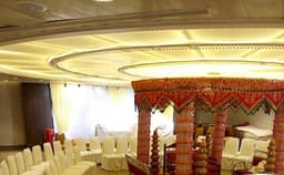 Saffron Garden Photo Saffron Garden Photo