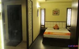 Square 9 Inn Photo Square 9 Inn Photo