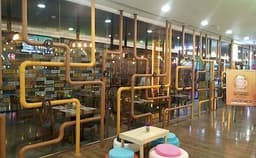 Thane Pub Exchange Photo Thane Pub Exchange Photo