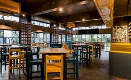 The Bar Stock Exchange Juhu Supreme Shopping Centre Photo The Bar Stock Exchange Juhu Supreme Shopping Centre Photo