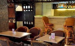 The Cottage Bar - Abbott Hotel Photo The Cottage Bar - Abbott Hotel Photo