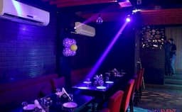 The Dawn To Dusk Lounge Photo The Dawn To Dusk Lounge Photo