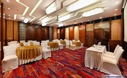 The Fariyas Hotel Photo The Fariyas Hotel Photo