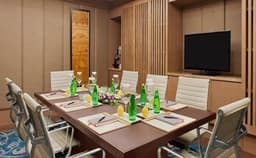 The Leela Ambience Convention Hotel Photo The Leela Ambience Convention Hotel Photo