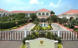 The Palms Town & Country Club Photo The Palms Town & Country Club Photo