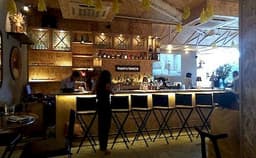 Toast & Tonic Photo Toast & Tonic Photo