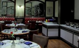 Regency Hotel Photo Regency Hotel Photo