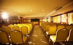 Hotel Priyadarshini Park Photo Hotel Priyadarshini Park Photo