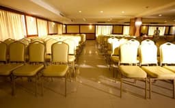 Hotel Priyadarshini Park Photo Hotel Priyadarshini Park Photo