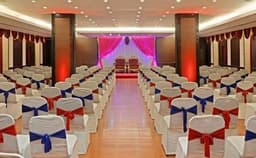 The Hotel Royal Plaza Photo The Hotel Royal Plaza Photo