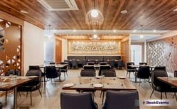 Velvette Hotel Photo Velvette Hotel Photo