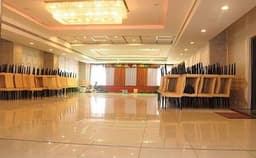 Hotel Devi Grand Photo Hotel Devi Grand Photo