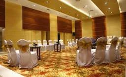 Lemon Tree Hotel Shimona Photo Lemon Tree Hotel Shimona Photo