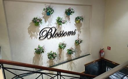 Blossom Banquet Hall Andheri East Photo Blossom Banquet Hall Andheri East AC Banquet Hall in Andheri East