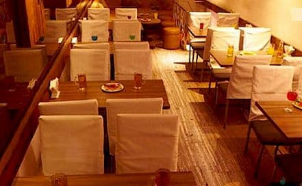 Booze On Moods Lower Parel Photo Booze On Moods Lower Parel Lounge in Lower Parel