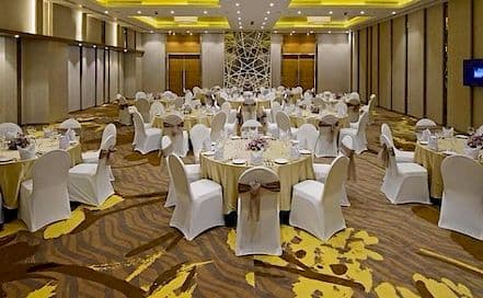 Caspia Hotel SG Highway Photo Caspia Hotel SG Highway 5 Star Hotel in SG Highway