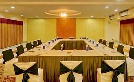 Unitech Club Patio NH-8 Photo Unitech Club Patio NH-8 Hotel in NH-8