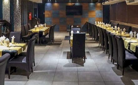 Flaming 5 Fine Dine & Lounge Chembur Photo Flaming 5 Fine Dine & Lounge Chembur Lounge in Chembur
