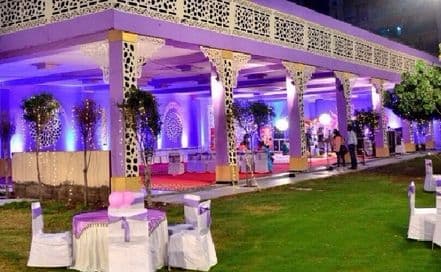 FM Garden Nehru Place Photo FM Garden Nehru Place Party Lawns in Nehru Place