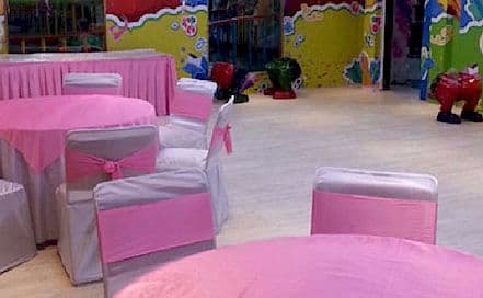 Funky Kingdom Kirti Nagar Photo Funky Kingdom Kirti Nagar AC Banquet Hall in Kirti Nagar