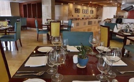 Golden Tulip Ghaziabad Photo Golden Tulip Ghaziabad Hotel in Ghaziabad