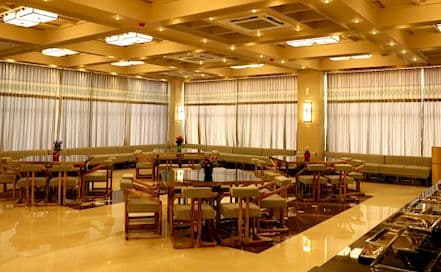 Gracious Banquet And Restaurant Kankaria Photo Gracious Banquet And Restaurant Kankaria AC Banquet Hall in Kankaria