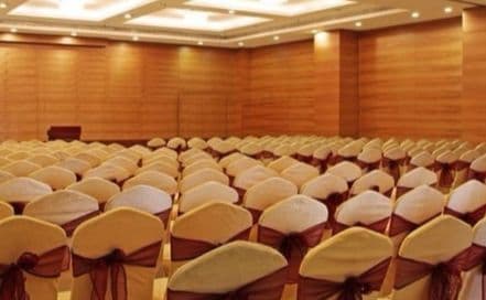 Hotel Chennai Le Palace Porur Photo Hotel Chennai Le Palace Porur Hotel in Porur