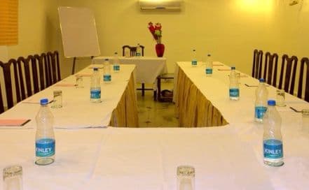 Hotel Crest Inn Karol Bagh Photo Hotel Crest Inn Karol Bagh Hotel in Karol Bagh