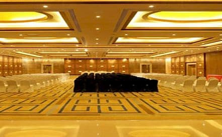 Hotel Devaadi Ellisbridge Photo Hotel Devaadi Ellisbridge Hotel in Ellisbridge