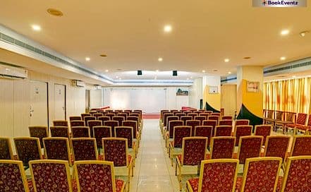 Hotel Grand Sandarshini Inn Koti Photo Hotel Grand Sandarshini Inn Koti Hotel in Koti
