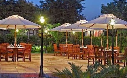 Hotel Optus Sarovar Premiere DLF Phase III Photo Hotel Optus Sarovar Premiere DLF Phase III Hotel in DLF Phase III