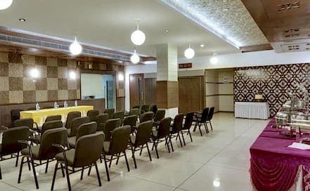 Hotel Pearl of Heaven Sarkhej Photo Hotel Pearl of Heaven Sarkhej Hotel in Sarkhej
