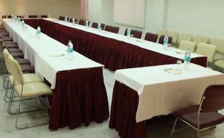 Hotel Ramhan Palace NH-8 Photo Hotel Ramhan Palace NH-8 Hotel in NH-8