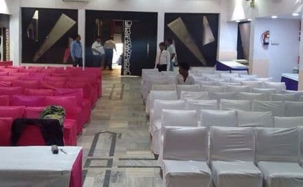 Hotel Redbury Ghaziabad Photo Hotel Redbury Ghaziabad Hotel in Ghaziabad