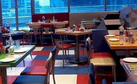 Jughead's Grand Central Mall Seawood Darave Photo Jughead's Grand Central Mall Seawood Darave Lounge in Seawood Darave