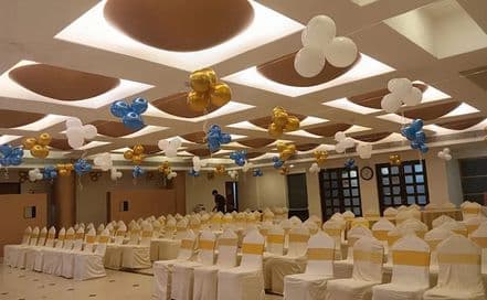 Juhu Vile Parle Gymkhana Club Juhu Photo Juhu Vile Parle Gymkhana Club Juhu AC Banquet Hall in Juhu