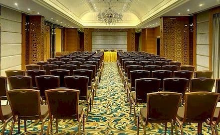 Lemon Tree Premier - The Atrium Lal darwaja Photo Lemon Tree Premier - The Atrium Lal darwaja 5 Star Hotel in Lal darwaja