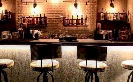 Live By Night Andheri Photo Live By Night Andheri Lounge in Andheri