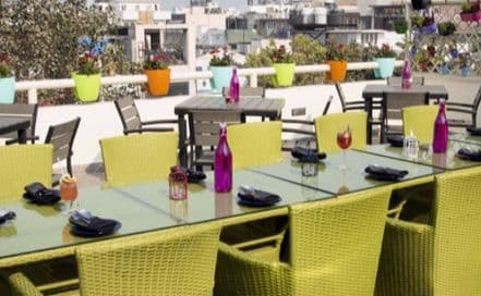 Londoners Greater Kailash Photo Londoners Greater Kailash Lounge in Greater Kailash