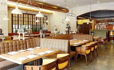 Madeira & Mine Powai Photo Madeira & Mine Powai Lounge in Powai