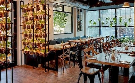 Mia Cucina, Hill Rd Bandra Photo Mia Cucina, Hill Rd Bandra Lounge in Bandra