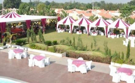 Neejanand Luxurious Resort & Spa Anand Photo Neejanand Luxurious Resort & Spa Anand Hotel in Anand