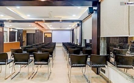 Neeranand Plaza Hotel Paddapukur Photo Neeranand Plaza Hotel Paddapukur Hotel in Paddapukur